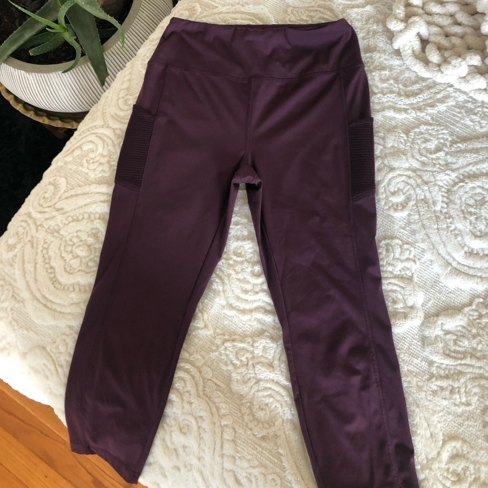 CALI ACTIVE YOGA CAPRI'S DARK DARK PURPLE LG